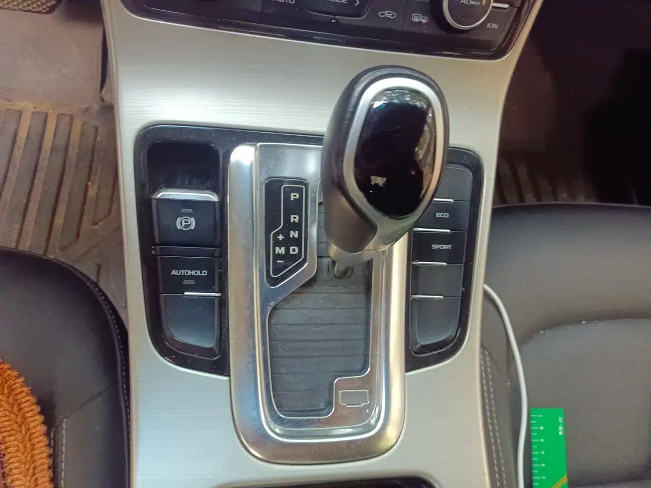 Geely Auto Emgrand GL 2017 1.3T DCT Elite Model — миниатюра 14