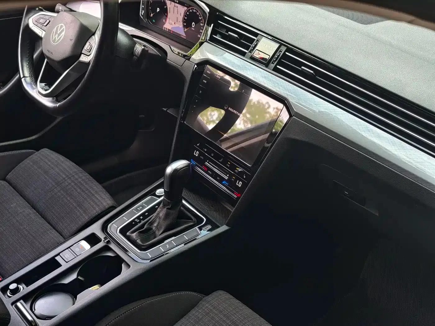 Passat Variant 2021 2.0T Comfortline — миниатюра 6