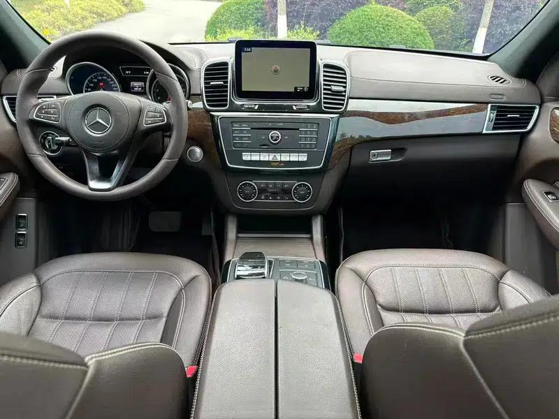 Mercedes-Benz GLS 2017 3.0T Automatic 4WD 7-Seater — миниатюра 10