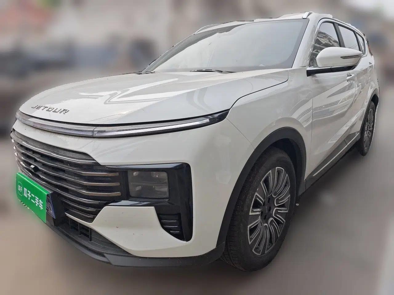 JETOUR X70 PLUS 2025 1.5T Luxury Edition 5 Seats — миниатюра 1