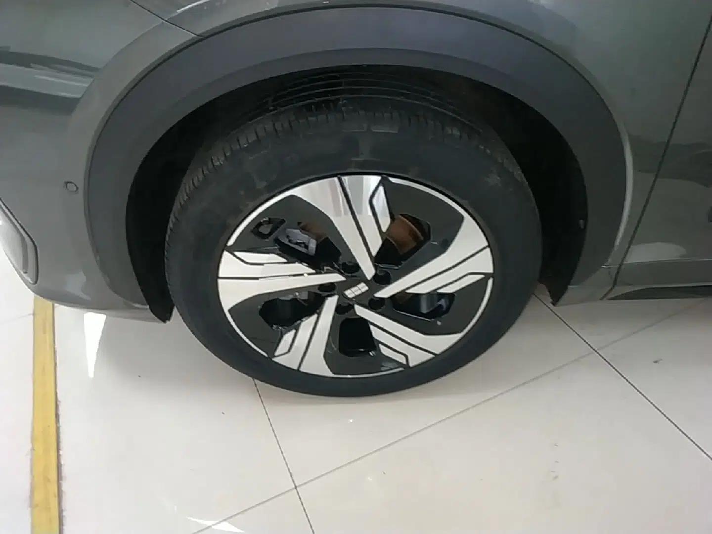Geely Galaxy E5 2024 530km Starship Edition — миниатюра 10