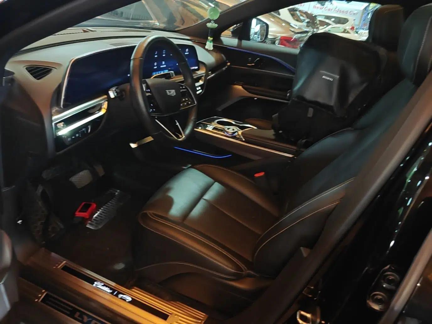 Cadillac LYRIQ 2022 Rear-Drive Long-Range Luxury Edition — миниатюра 17