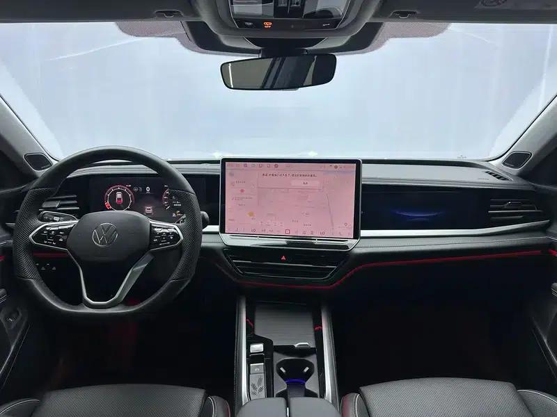 2025 Passat Pro 380TSI Dragon Edition — миниатюра 14