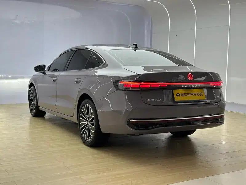 2025 Passat Pro 380TSI Dragon Edition — миниатюра 5