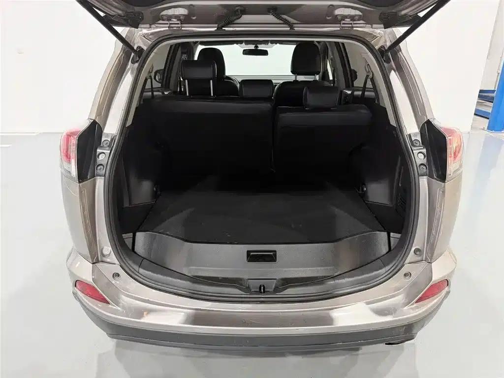 2019 Toyota RAV4 2.0L CVT 2WD Comfort Edition (China VI Emission Standard) — миниатюра 7