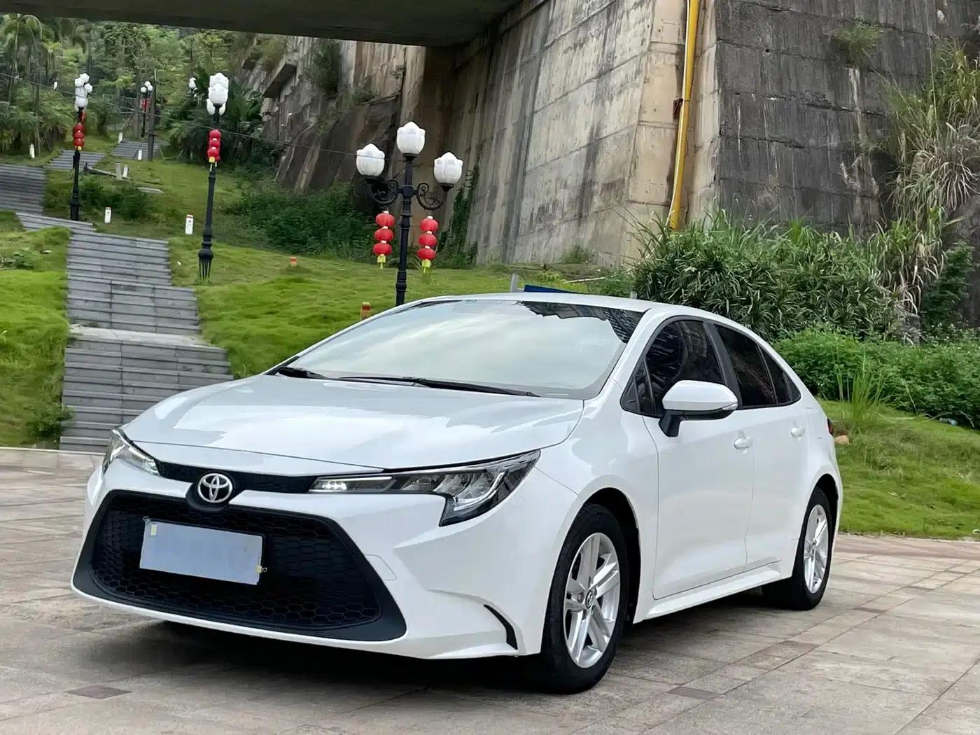 Levin 2022 TNGA 1.5L CVT Luxury Edition — миниатюра 1