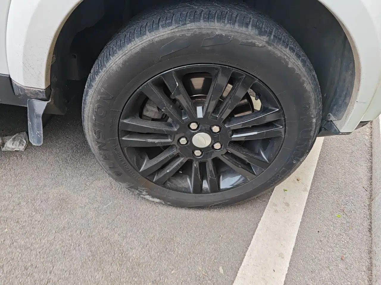 Land Rover Discovery 2014 3.0 SDV6 HSE Diesel Edition — миниатюра 8