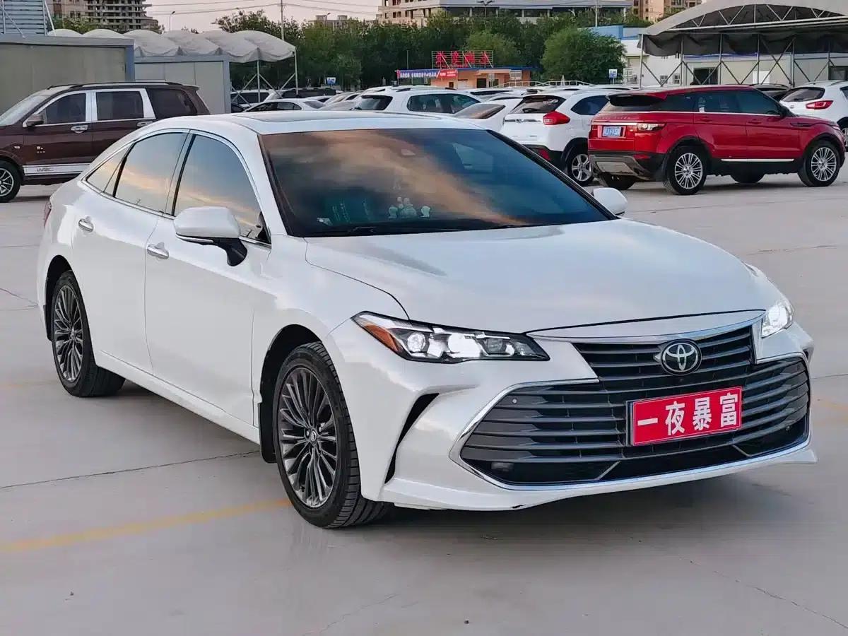 2019 Toyota Avalon 2.0L XLE Premium Edition (China VI Emission Standard) — миниатюра 3