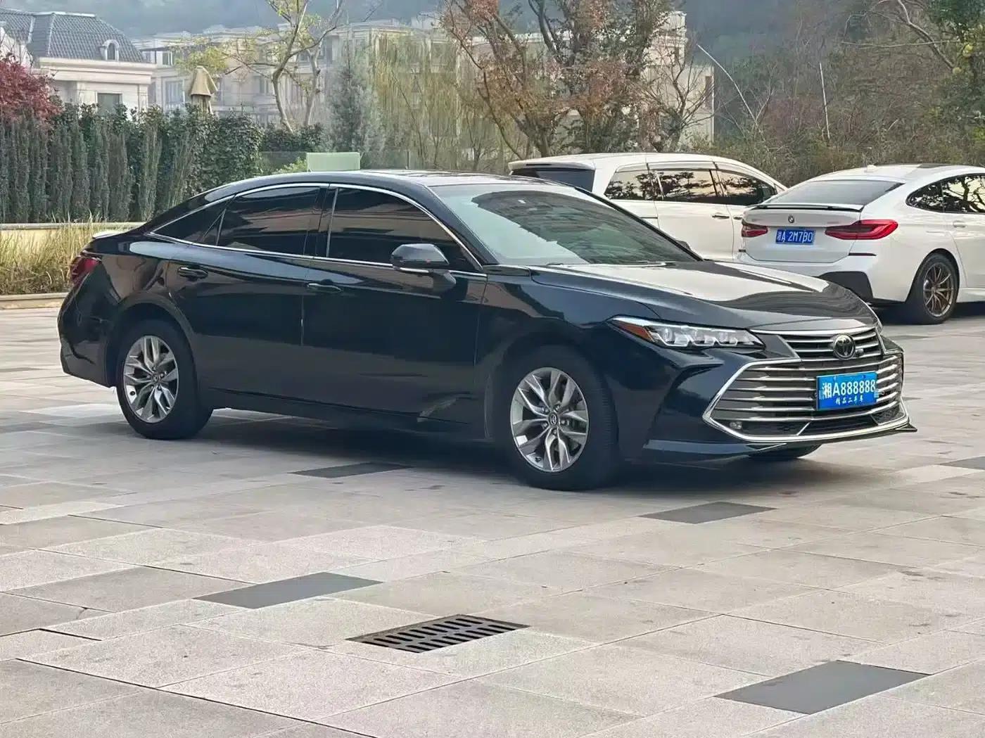 2019 Toyota Avalon 2.5L Entry-level Edition (National V Emission Standard) — миниатюра 3
