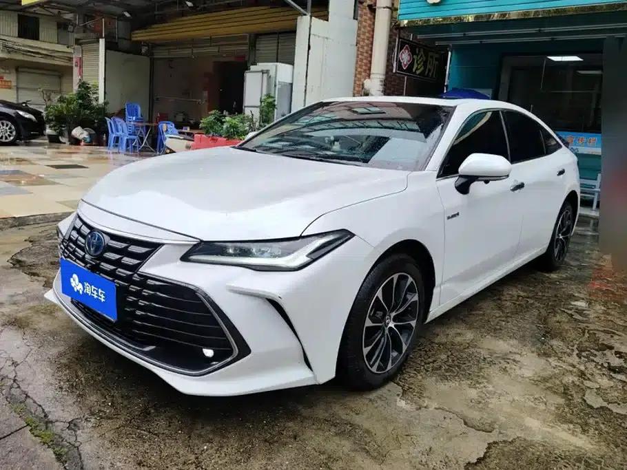2023 Toyota Avalon Hybrid 2.5L Luxury Edition — миниатюра 1