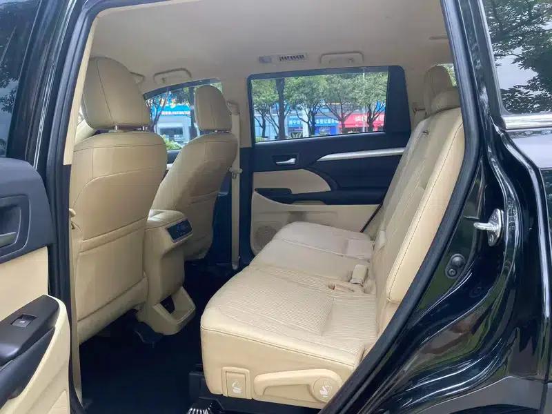 2021 Toyota Highlander 2.0T 2WD Elite Edition 7-seater — миниатюра 15
