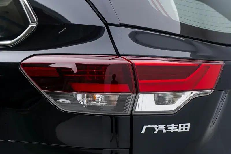 2018 Toyota Highlander 2.0T AWD Knight Edition 7-seater (China VI Emission Standard) — миниатюра 13