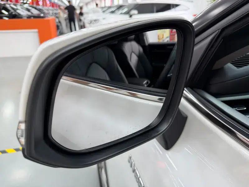 2022 Toyota Highlander Hybrid 2.5L AWD Premium 7-Seater — миниатюра 15