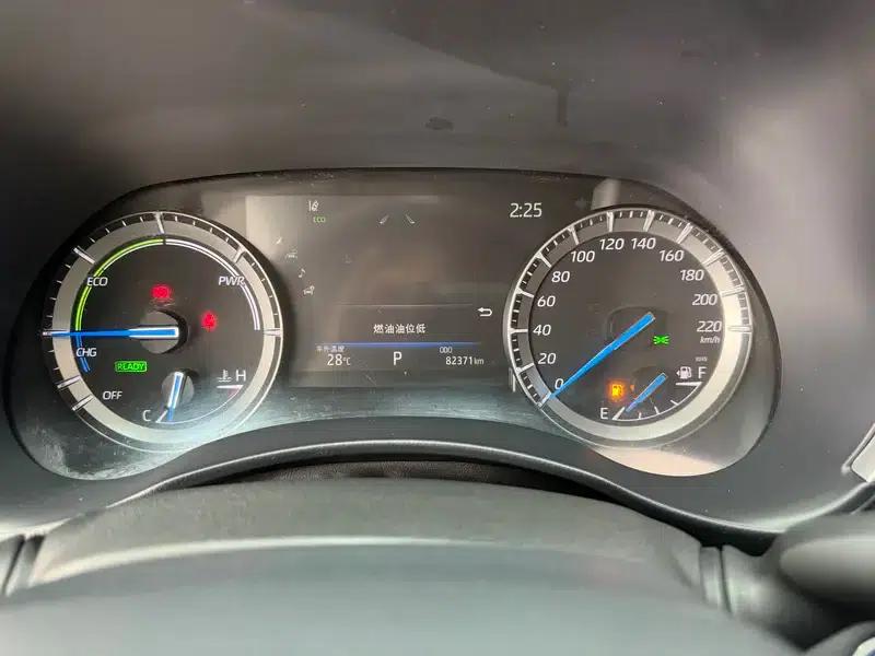 2022 Toyota Highlander Hybrid 2.5L AWD Premium 7-Seater — миниатюра 17