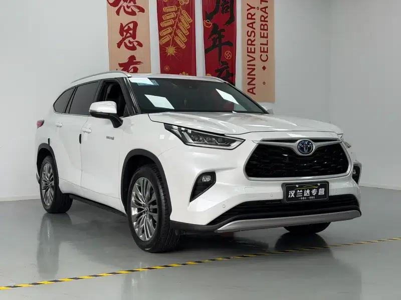 2022 Toyota Highlander Hybrid 2.5L AWD Premium 7-Seater — миниатюра 3