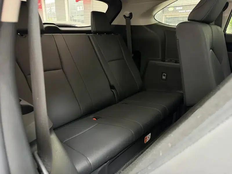2022 Toyota Highlander Hybrid 2.5L AWD Premium 7-Seater — миниатюра 25