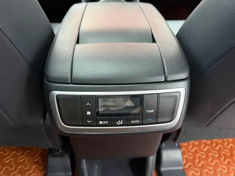 2018 Toyota Highlander 2.0T 4WD Luxury 7-seater (National V Emission Standard) — миниатюра 14