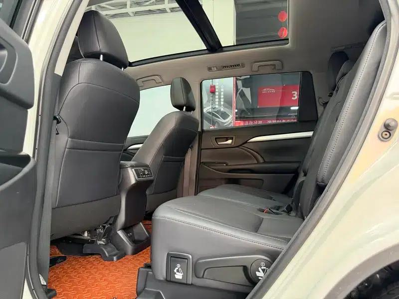 2018 Toyota Highlander 2.0T 4WD Luxury 7-seater (National V Emission Standard) — миниатюра 25