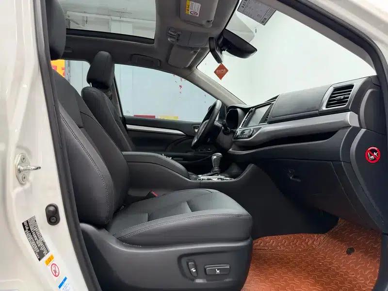 2018 Toyota Highlander 2.0T 4WD Luxury 7-seater (National V Emission Standard) — миниатюра 30