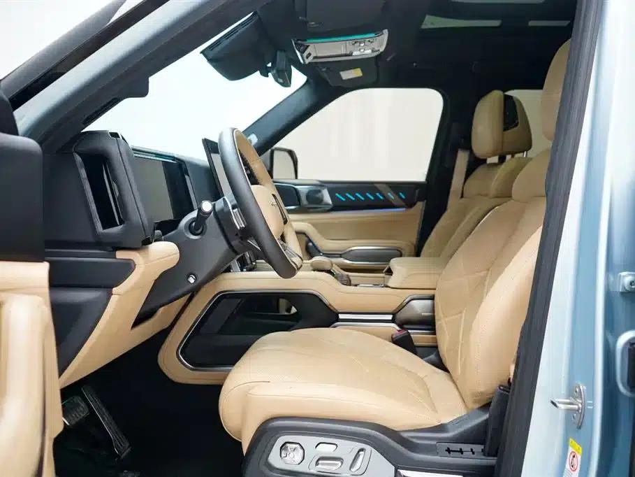 Leopard 8 2025 Smart & Brave Flagship Edition 7-Seater — миниатюра 4