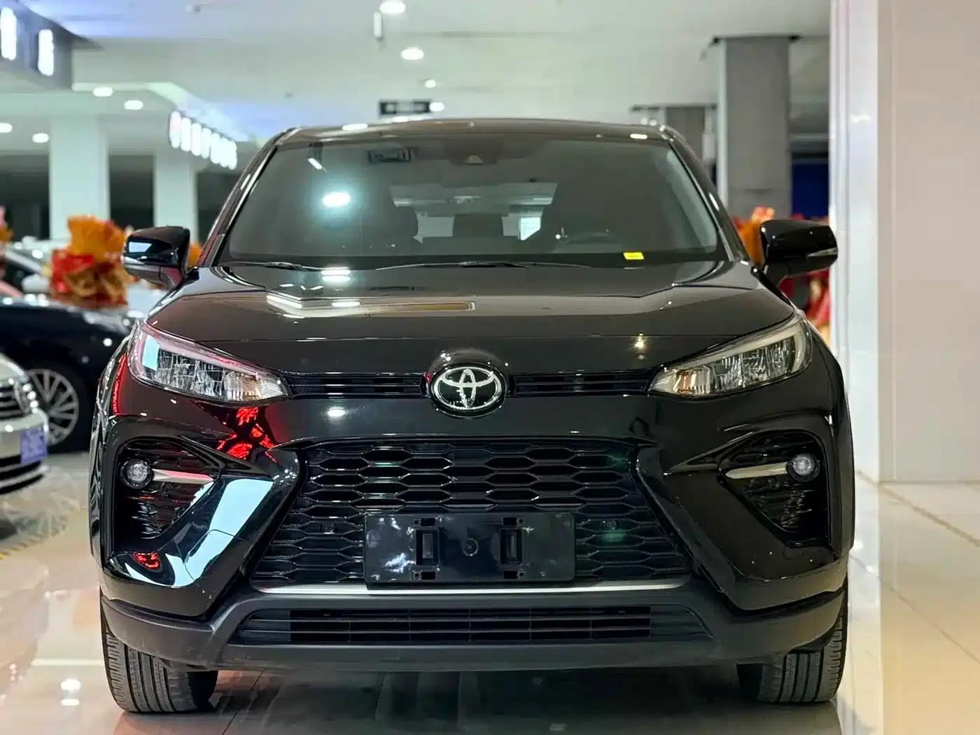 2022 Toyota RAV4 2.0L CVT 4WD Luxury Edition — миниатюра 2