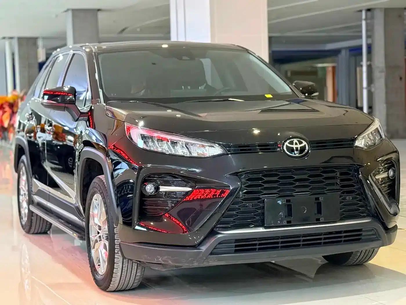 2022 Toyota RAV4 2.0L CVT 4WD Luxury Edition — миниатюра 3