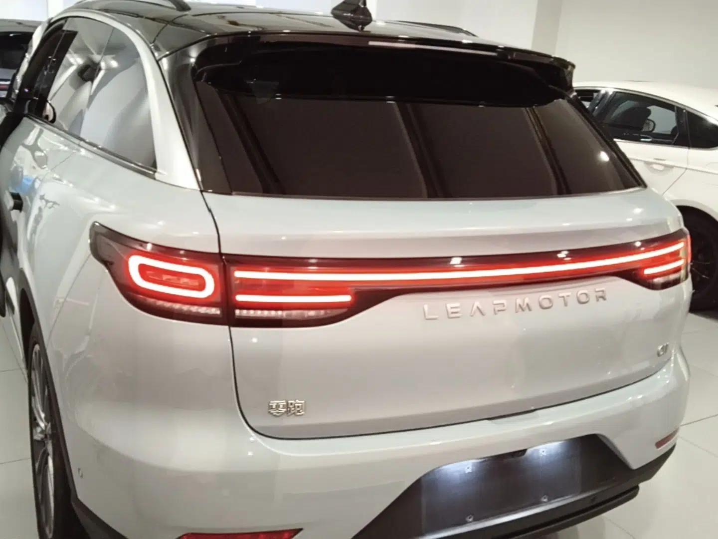 Leapmotor C11 2024 All-Electric 580 Luxury Edition — миниатюра 5
