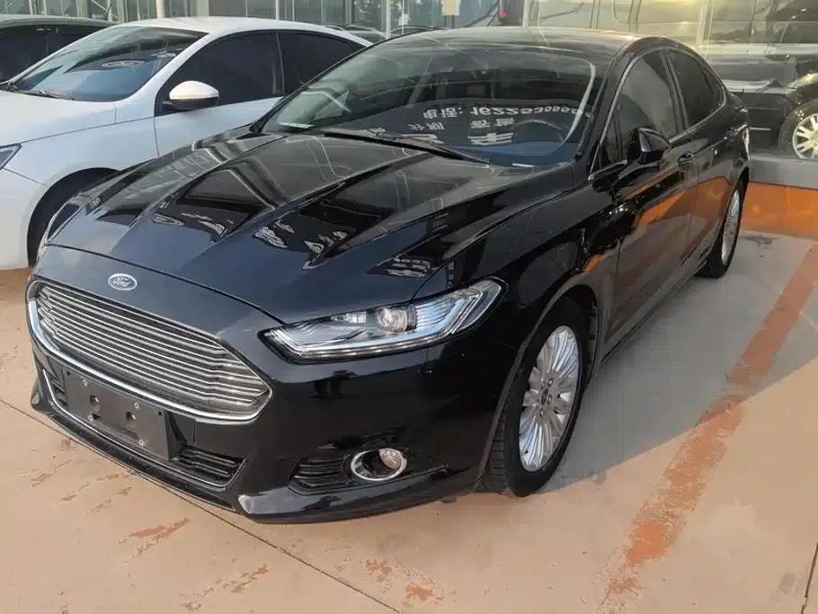 2013 Ford Mondeo 2.0L GTDi200 Luxury — миниатюра 1