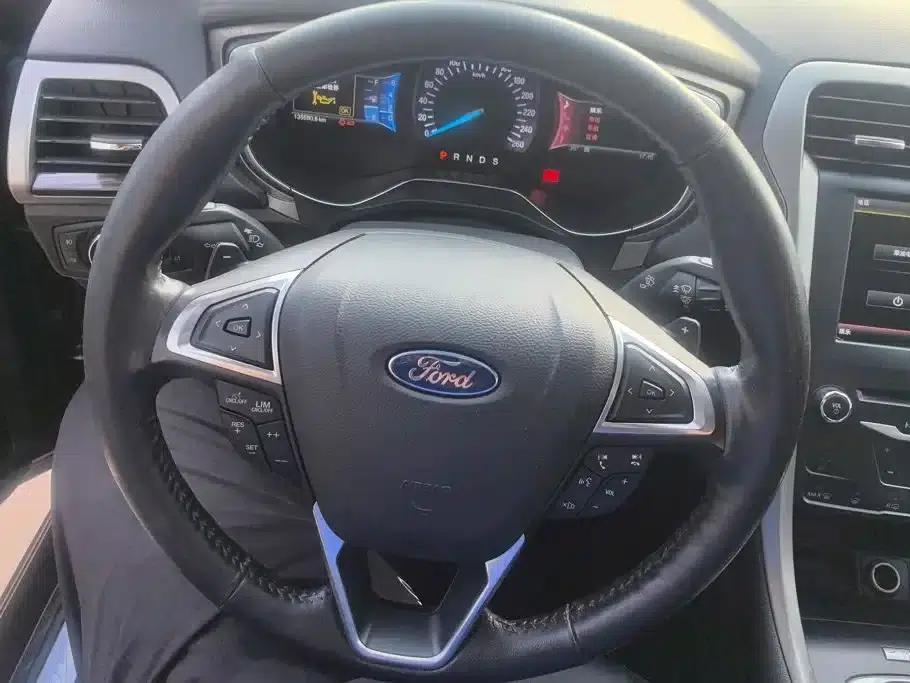 2013 Ford Mondeo 2.0L GTDi200 Luxury — миниатюра 15