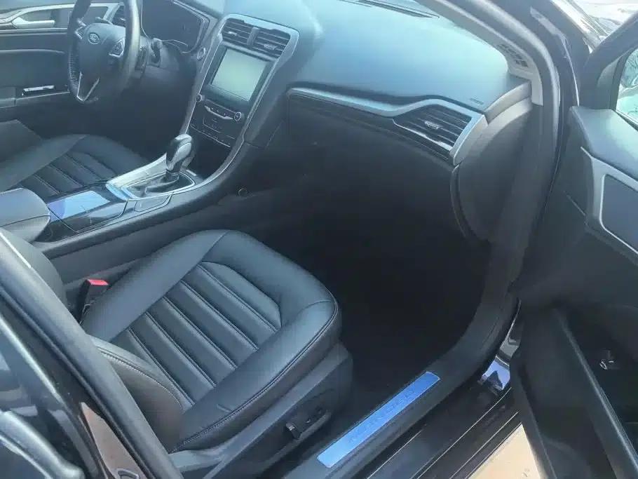 2013 Ford Mondeo 2.0L GTDi200 Luxury — миниатюра 8