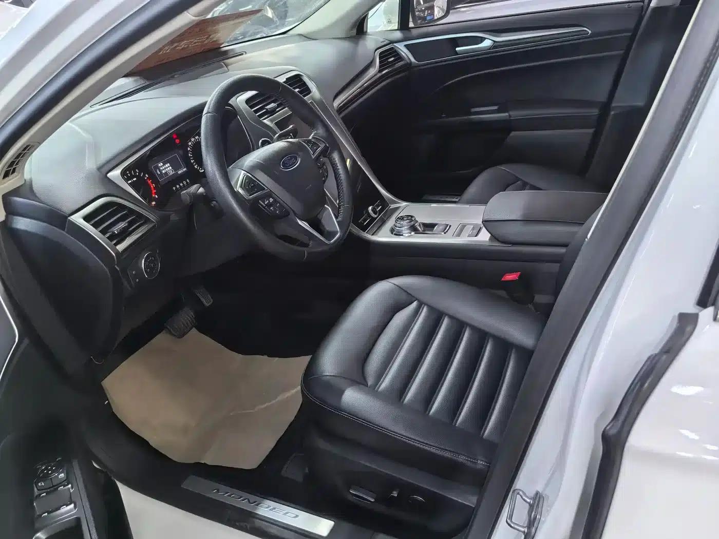 2020 Ford Mondeo EcoBoost 180 Fashion Edition — миниатюра 6