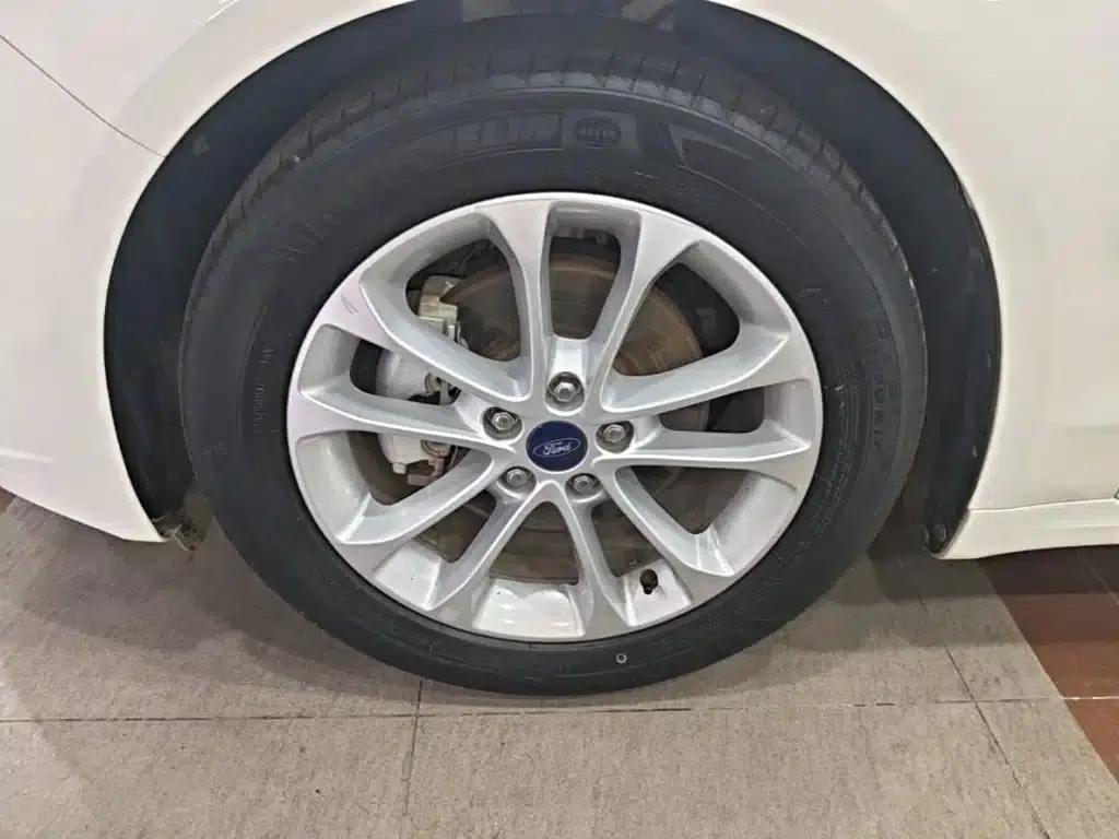 2020 Ford Mondeo EcoBoost 200 Fashion Edition — миниатюра 23