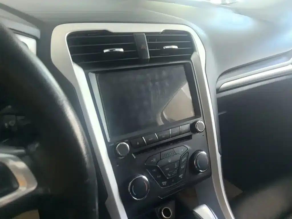 2013 Ford Mondeo 1.5L GTDi180 Fashion Edition — миниатюра 13
