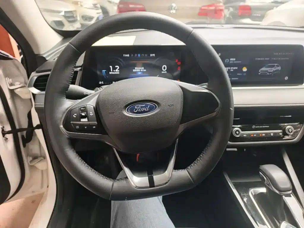 Ford Focus 2021 1.5L Automatic Diamond Edition — миниатюра 11