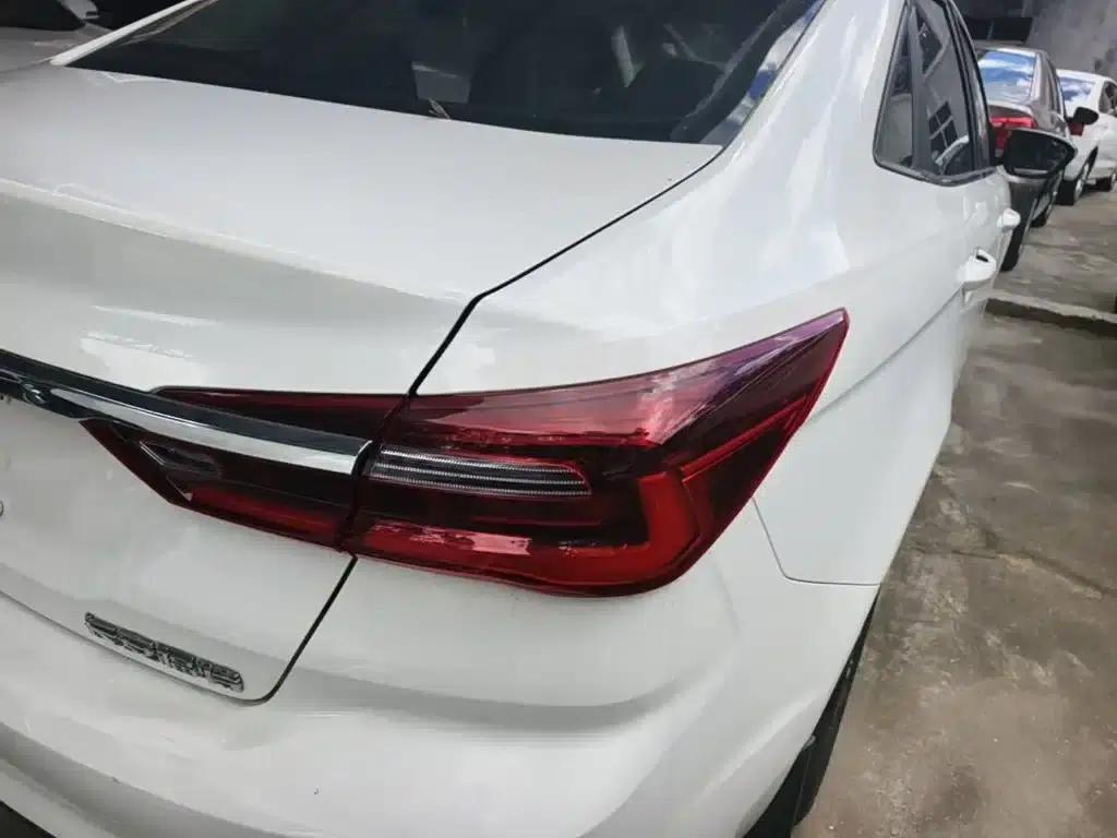 Ford Focus 2021 1.5L Automatic Diamond Edition — миниатюра 8