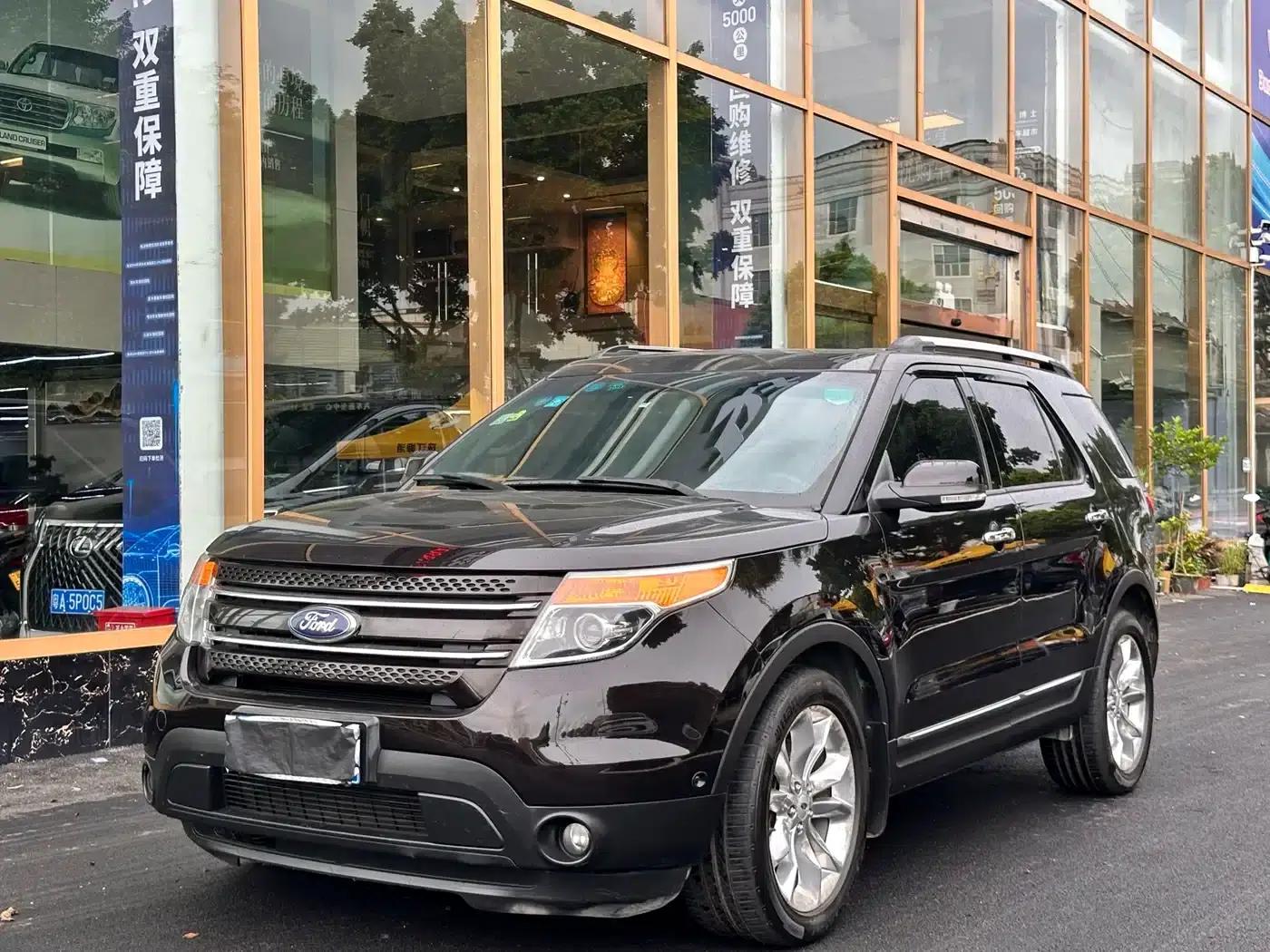 2013 Explorer 3.5L Premium (Imported) — миниатюра 1
