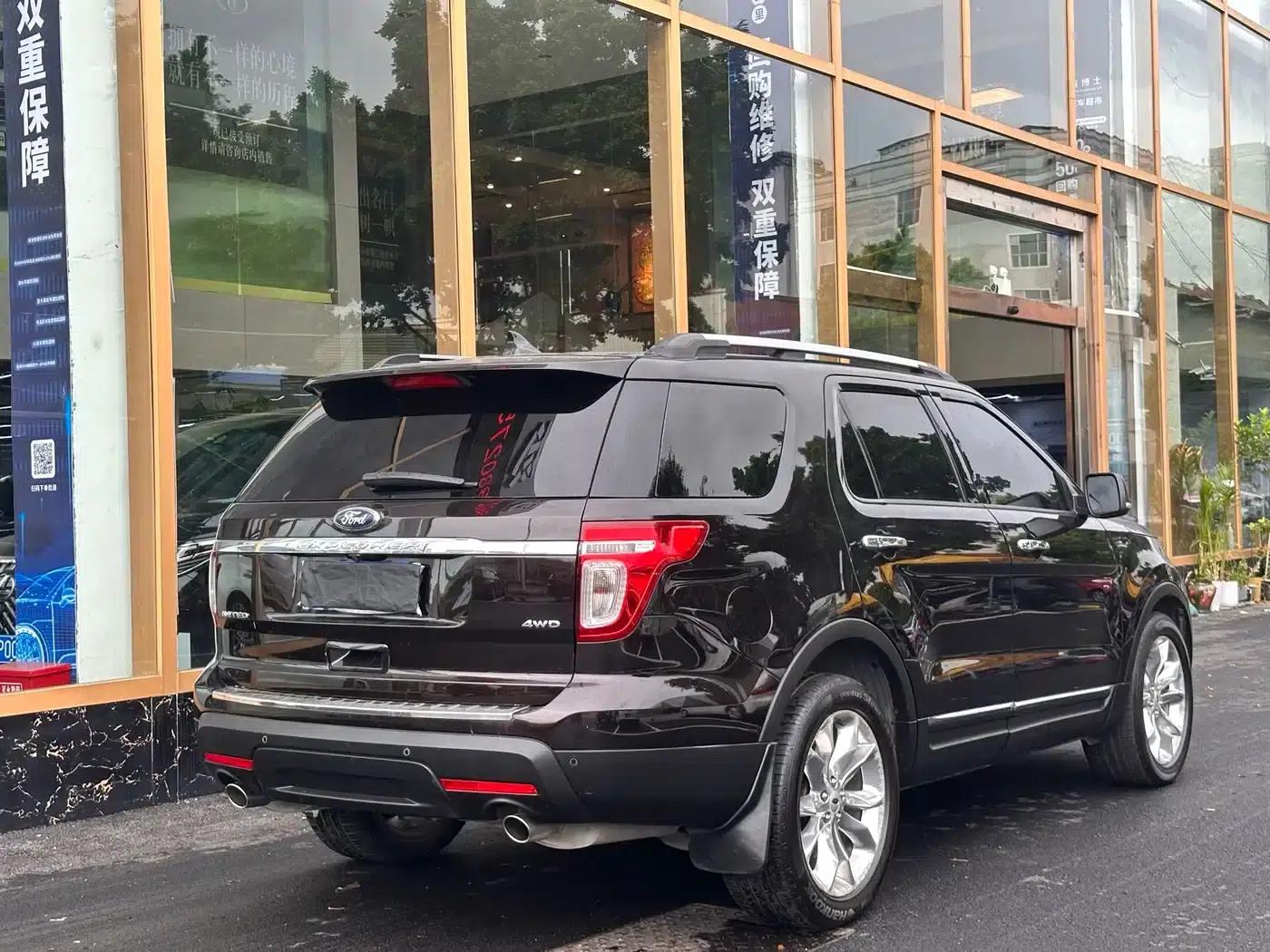2013 Explorer 3.5L Premium (Imported) — миниатюра 11