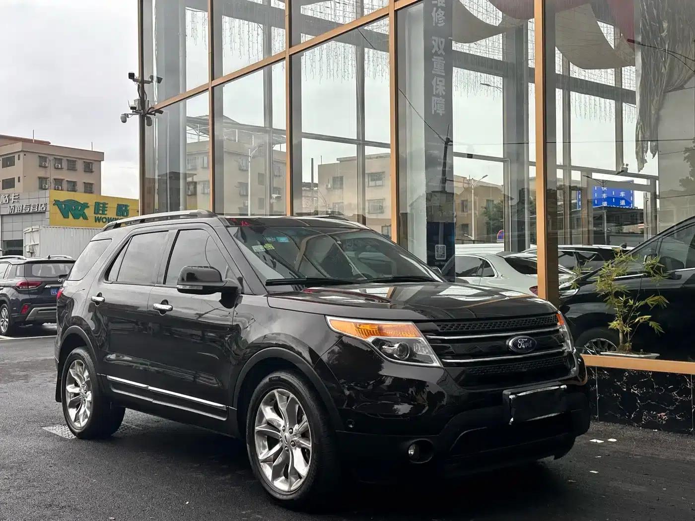2013 Explorer 3.5L Premium (Imported) — миниатюра 13