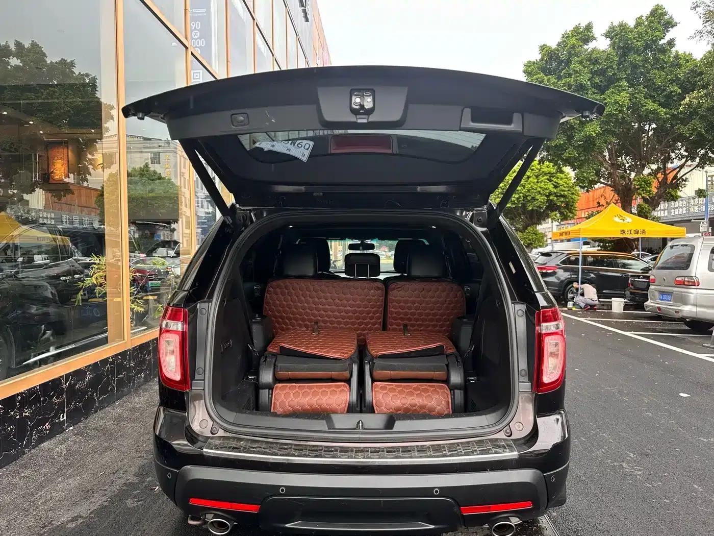 2013 Explorer 3.5L Premium (Imported) — миниатюра 20