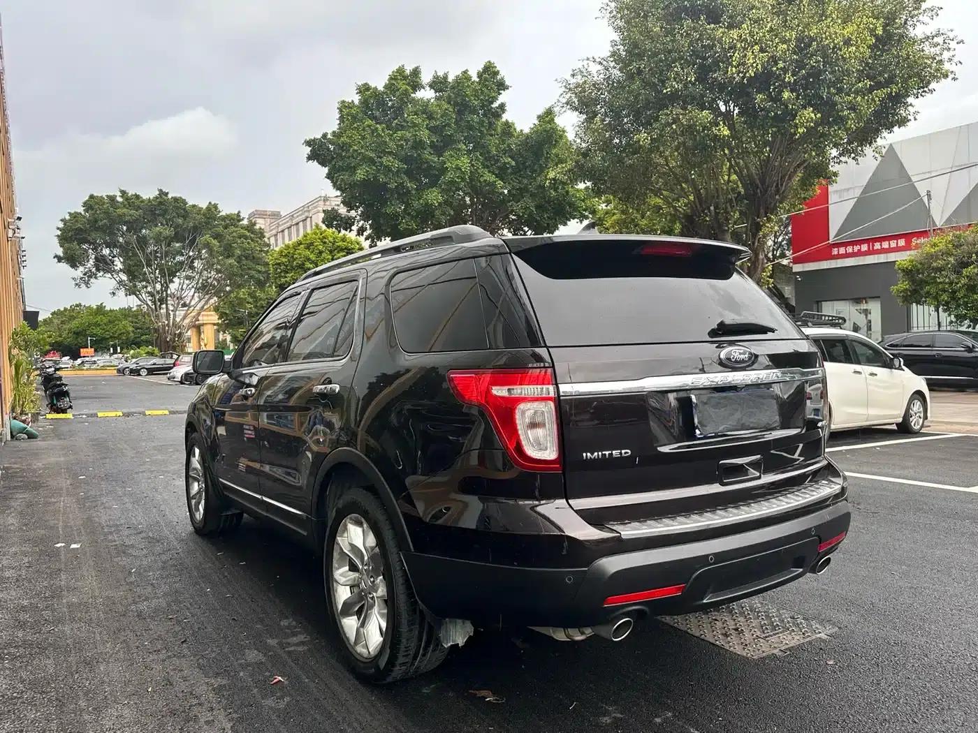 2013 Explorer 3.5L Premium (Imported) — миниатюра 21