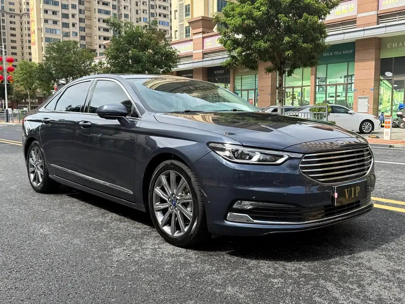 2019 Taurus EcoBoost 245 Premium Edition — миниатюра 3