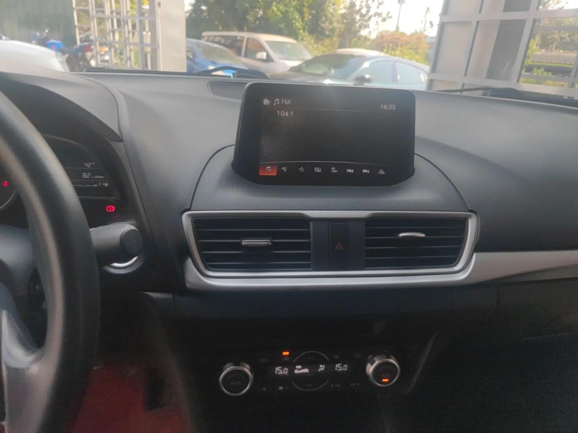 Mazda 3 Axela 2017 Sedan 1.5L Manual Luxury Model China VI Standard — миниатюра 24