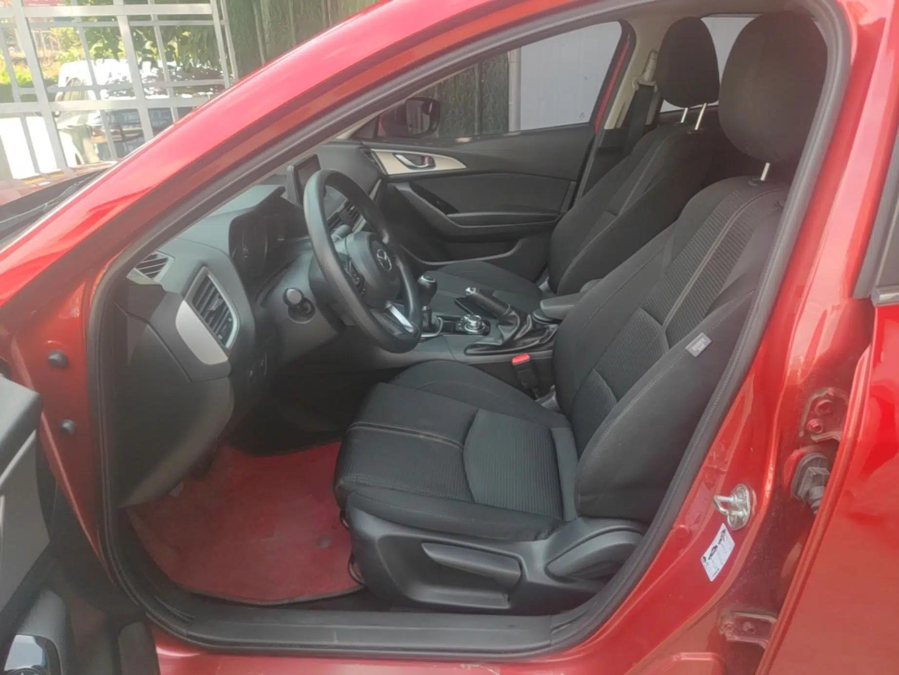 Mazda 3 Axela 2017 Sedan 1.5L Manual Luxury Model China VI Standard — миниатюра 26