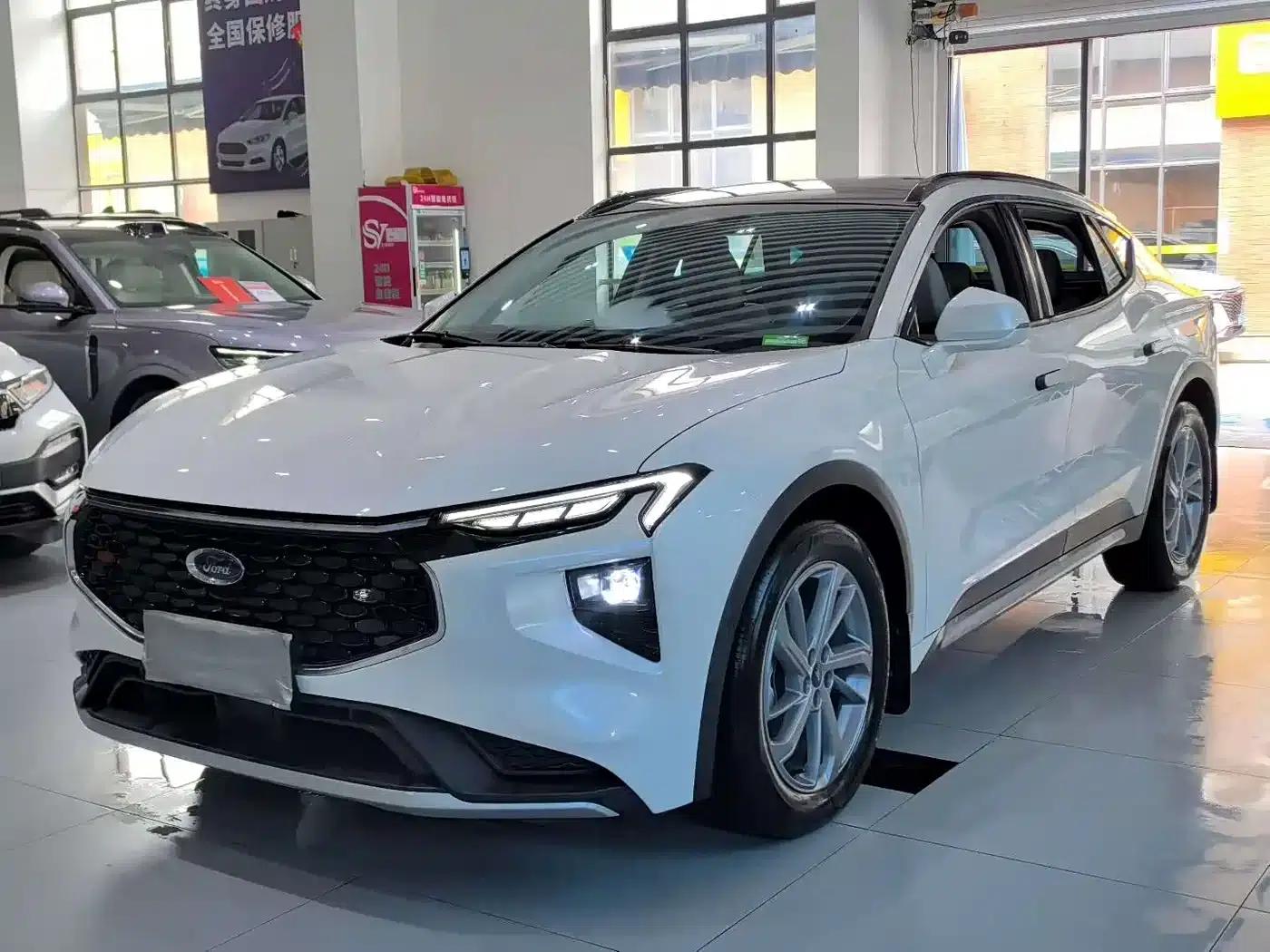EVOS 2022 EcoBoost 245 Fashion Edition — миниатюра 1