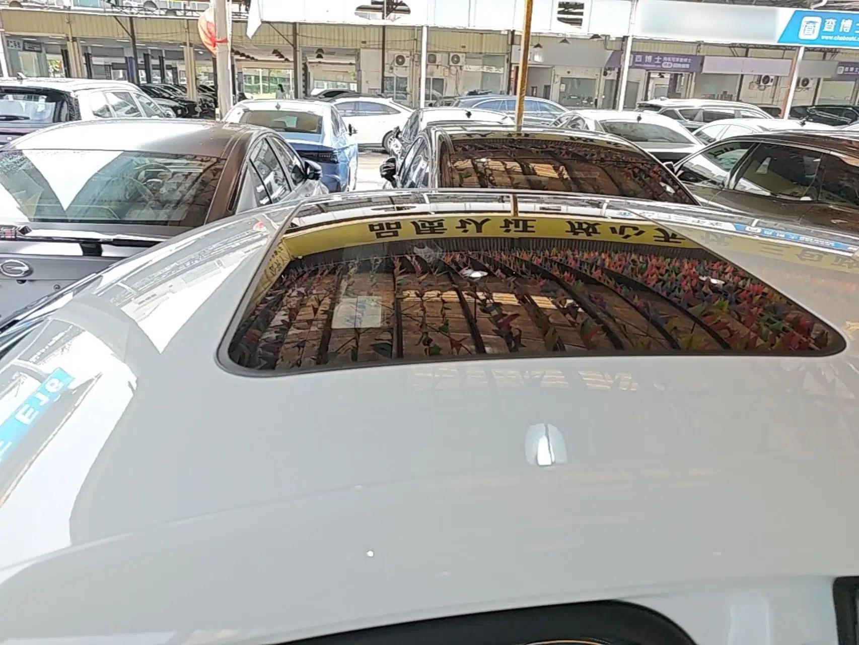 MG 5 Scorpio 2022 1.5T Trophy Sport Luxurious Edition — миниатюра 7