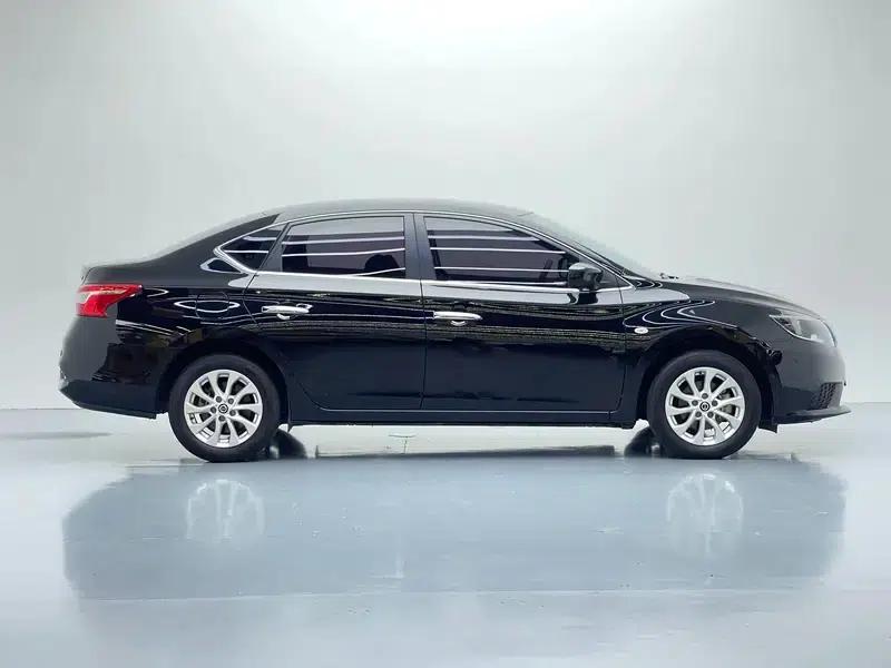 Nissan Sylphy 2022 Facelift Classic 1.6 XE CVT Comfort Edition — миниатюра 8