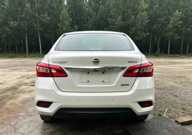 Nissan Sylphy 2021 Classic 1.6 XE CVT Comfort Edition — миниатюра 5