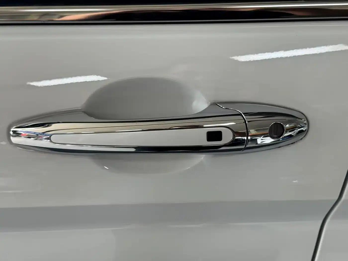 Haval M6 2021 PLUS 1.5T DCT Liu Yan Co-branded Edition — миниатюра 4
