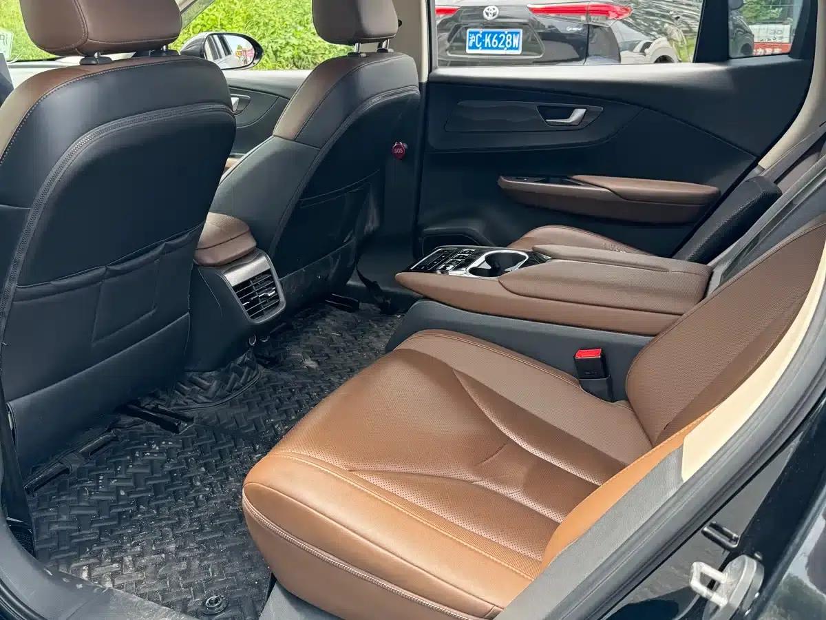 Hongqi E-QM5 2021 Charging Flagship Edition — миниатюра 11