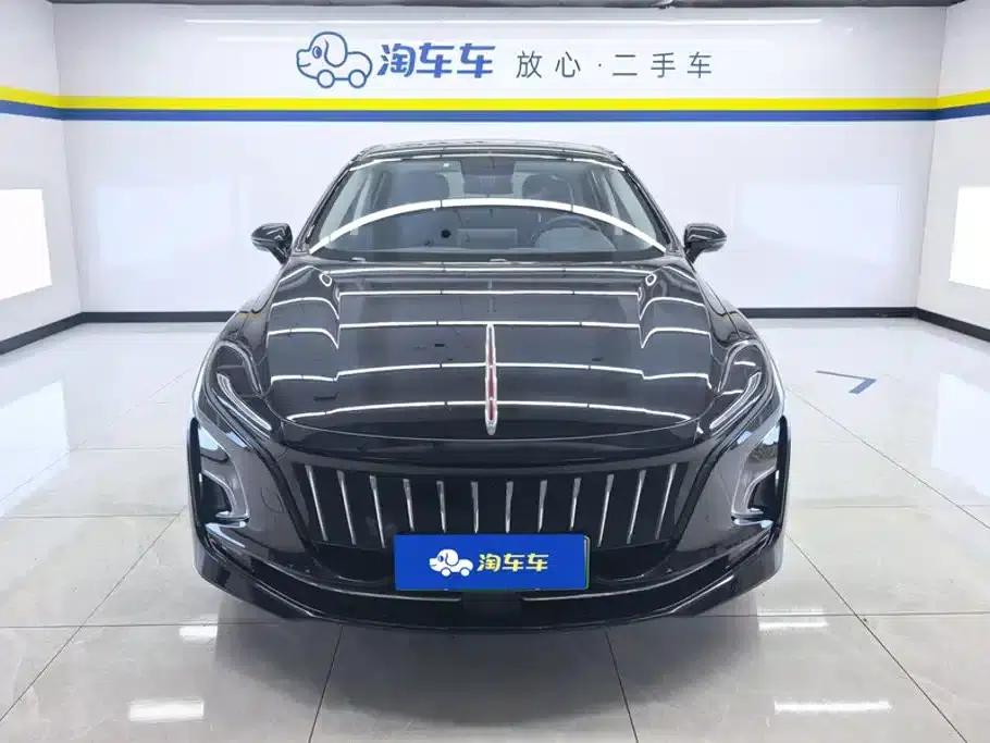 Hongqi E-QM5 2024 Model 450km Travel Edition — миниатюра 2